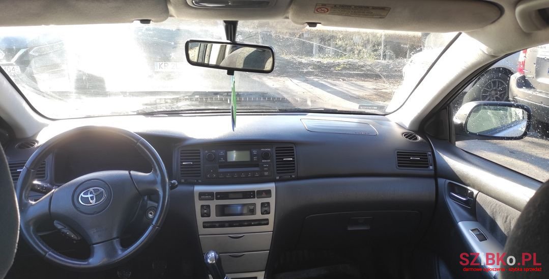 2002' Toyota Corolla photo #1