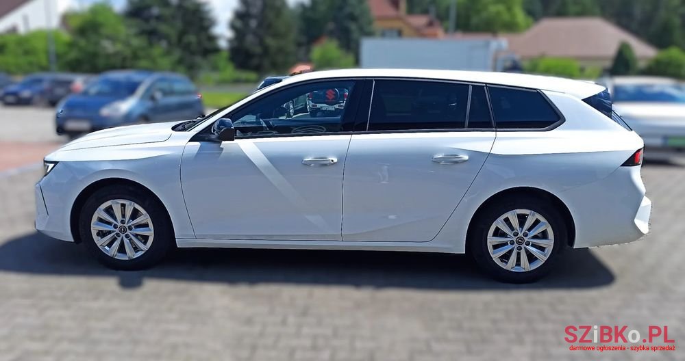 2024' Opel Astra Vi 1.2 T Edition S&S photo #3