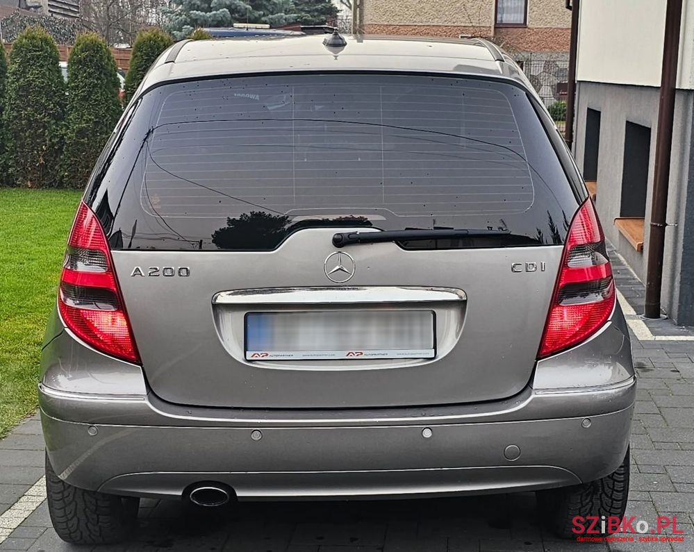 2006' Mercedes-Benz A-Class 200 Cdi photo #2