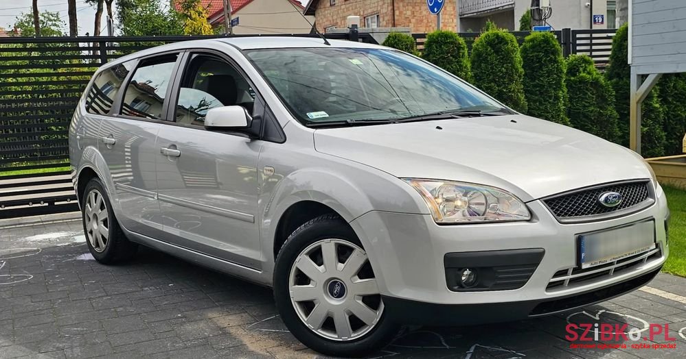 2007' Ford Focus photo #3