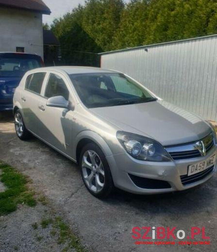 2009' Opel Astra photo #1