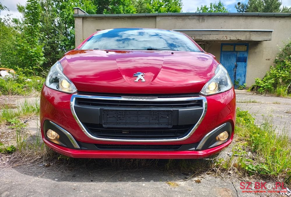 2017' Peugeot 208 photo #6