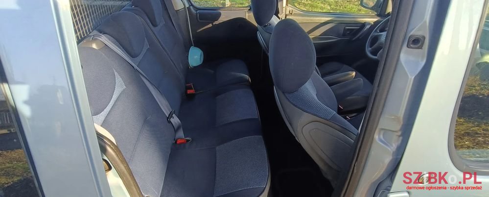 2004' Citroen Berlingo Ii 1.6I Prestige photo #6