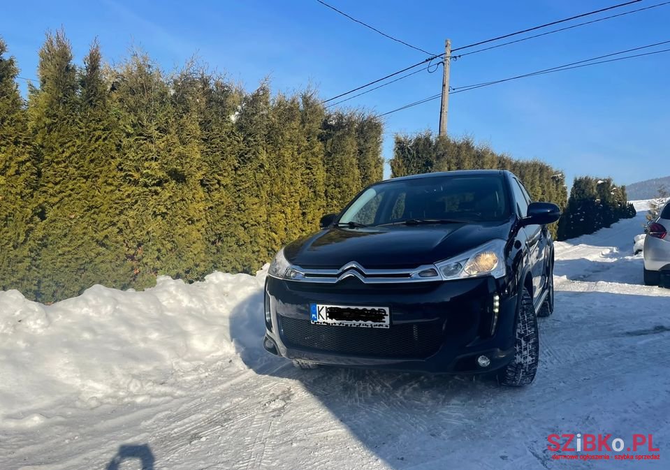 2015' Citroen C4 Aircross photo #4