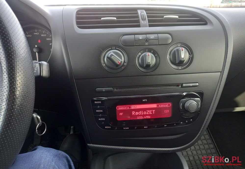 2010' SEAT Leon 1.4 photo #4