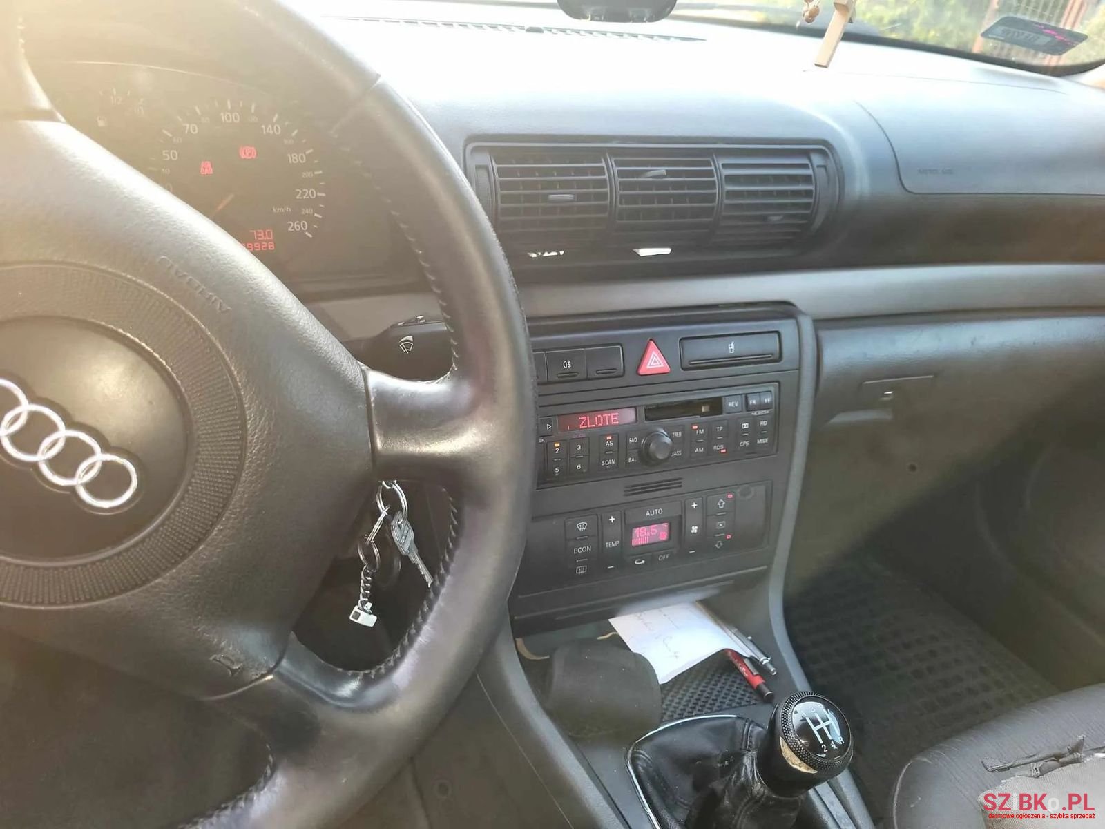 2001' Audi A4 photo #4