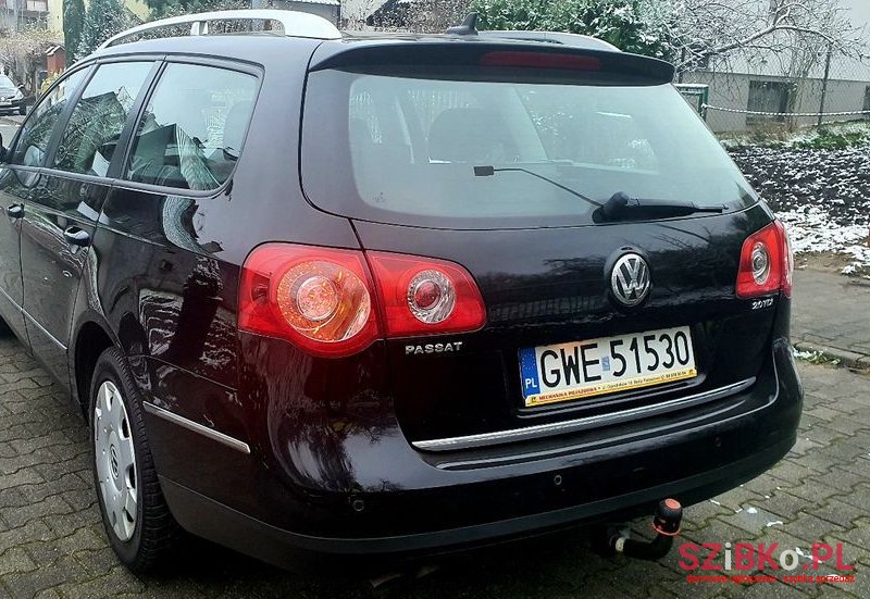 2007' Volkswagen Passat photo #6