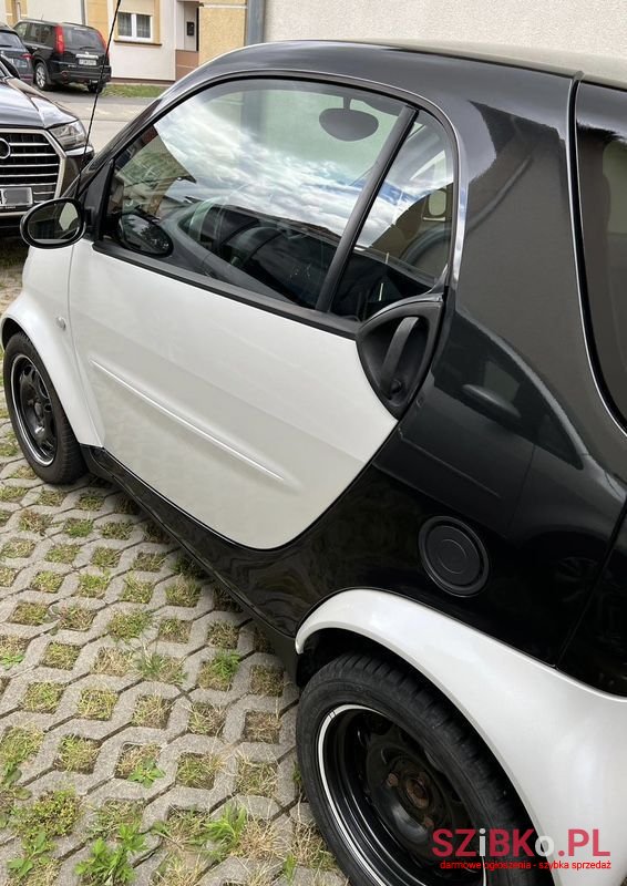 2001' Smart Fortwo photo #3