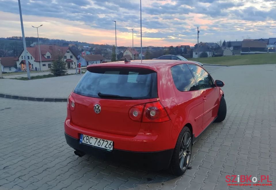 2009' Volkswagen Golf photo #3