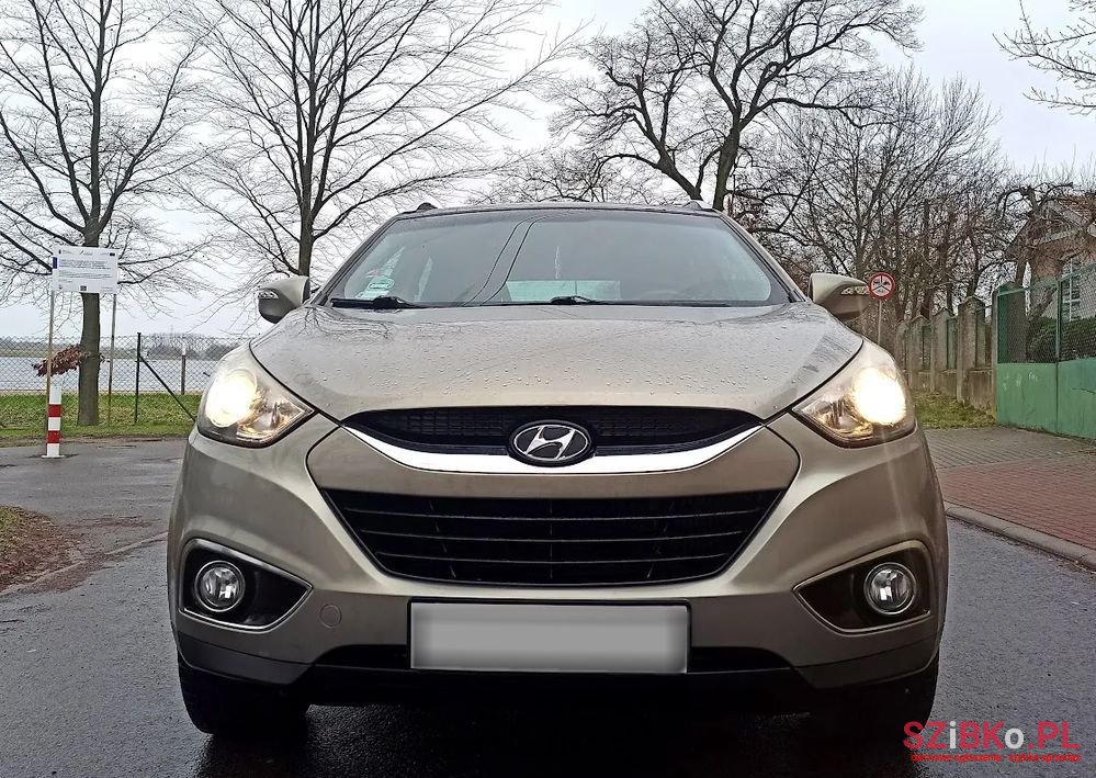 2010' Hyundai ix35 2.0 Crdi Style photo #3