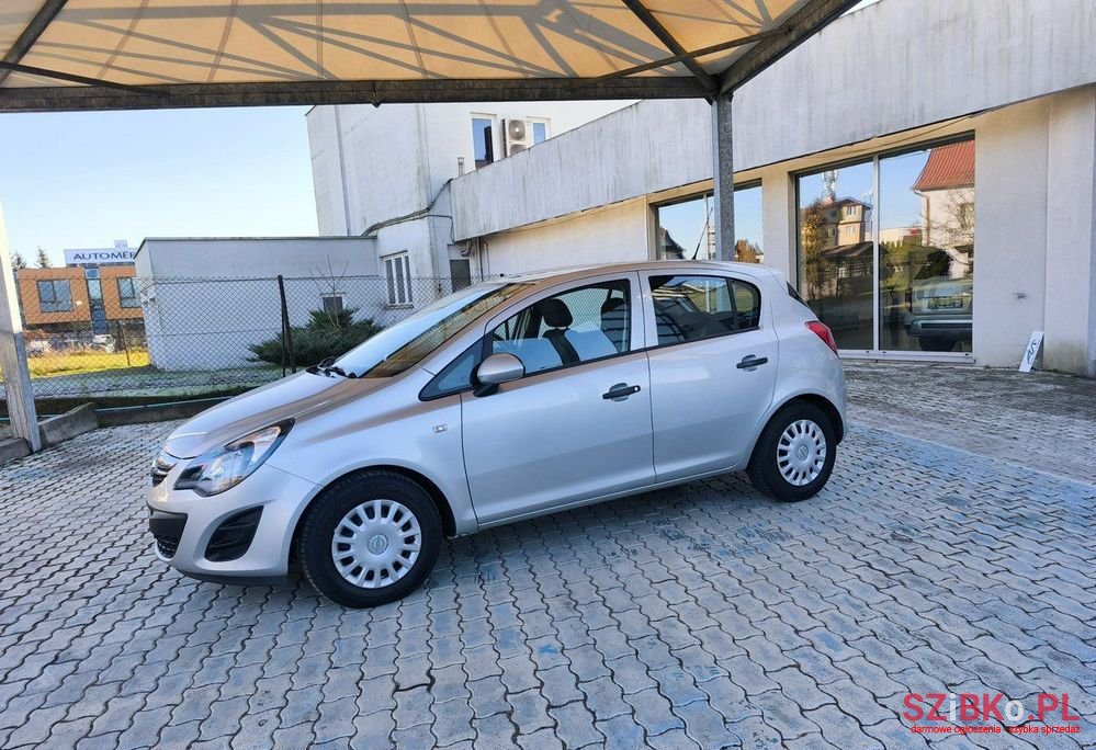 2014' Opel Corsa photo #5