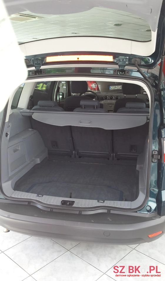 2007' Ford S-Max 2.0 Trend photo #2