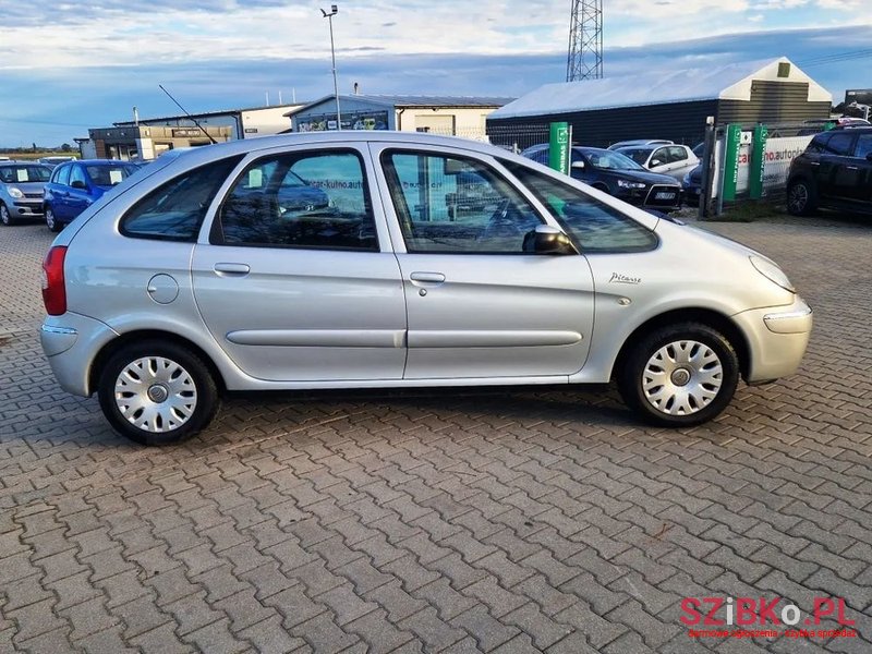 2006' Citroen Xsara Picasso 1.6 16V Impress photo #5