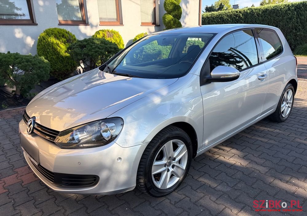 2010' Volkswagen Golf 1.4 Edition photo #3