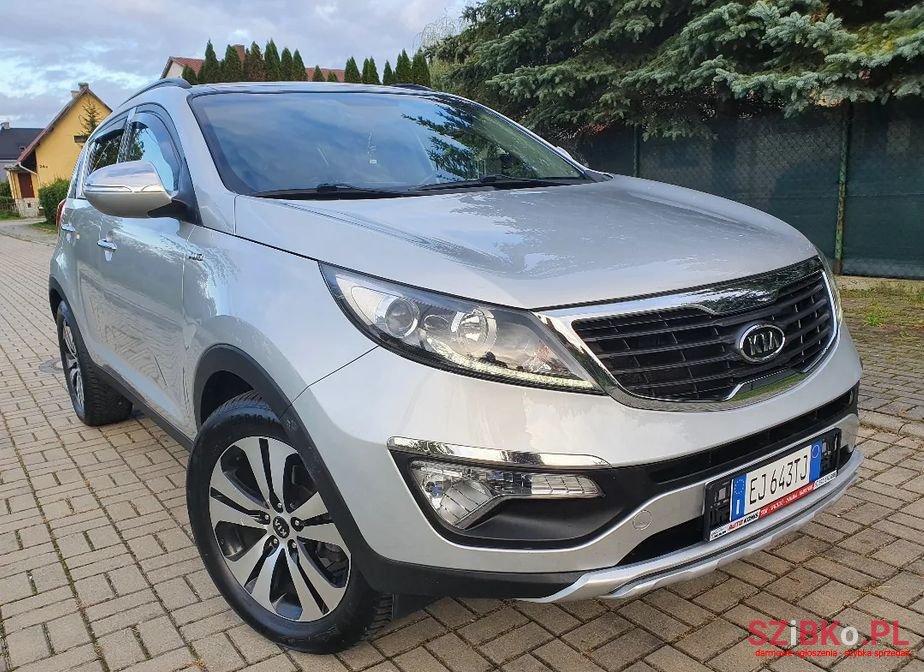 2011' Kia Sportage photo #3