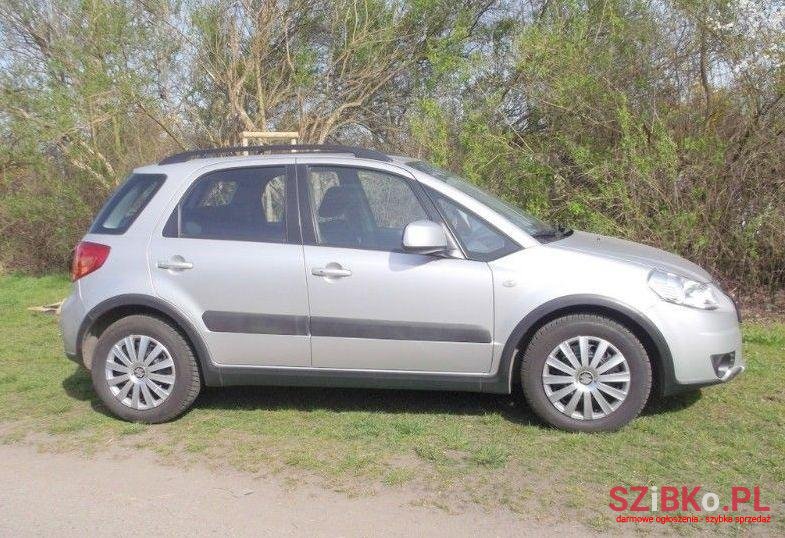 2008' Suzuki photo #1