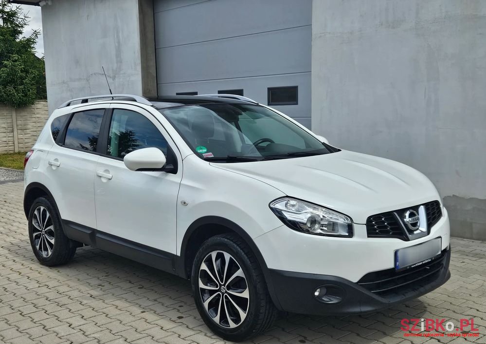 2011' Nissan Qashqai 1.6 I-Way photo #6