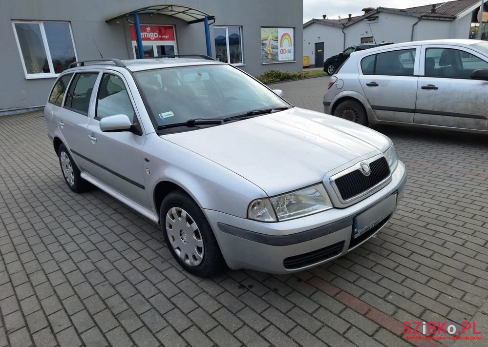 2002' Skoda Octavia photo #1
