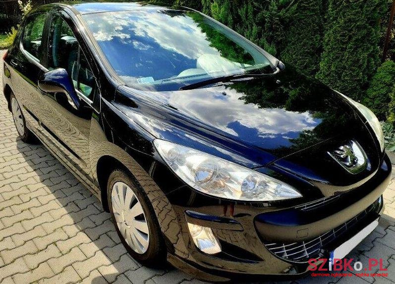 2008' Peugeot 308 photo #1