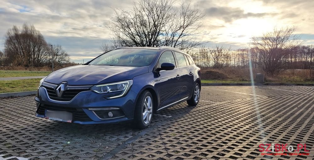 2020' Renault Megane photo #1