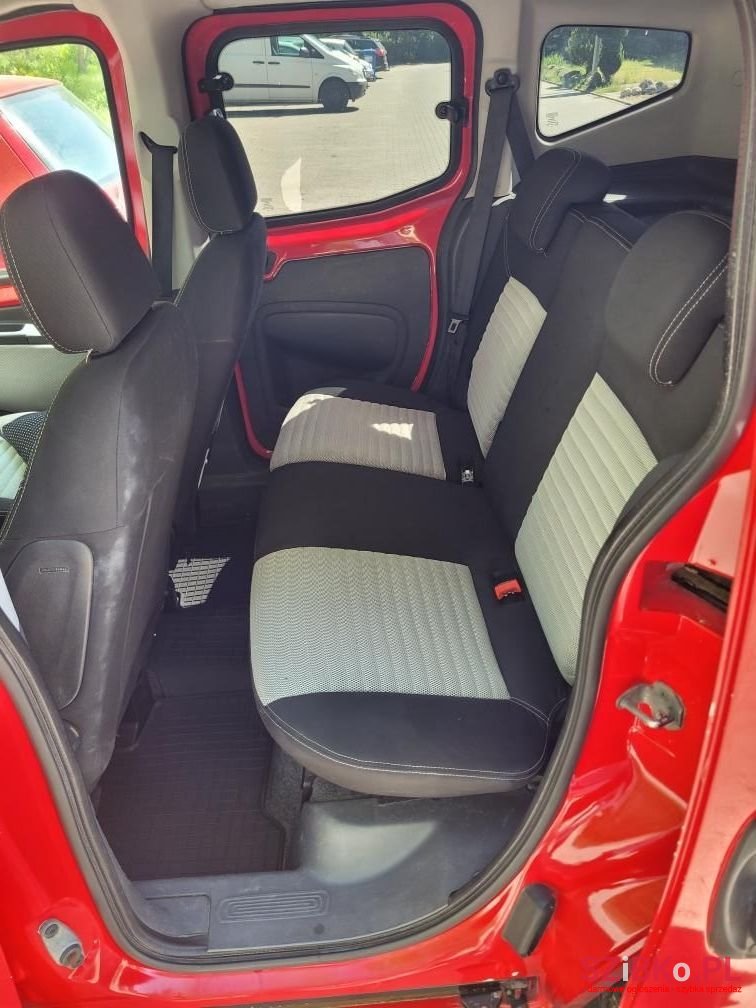 2010' Fiat Qubo photo #5