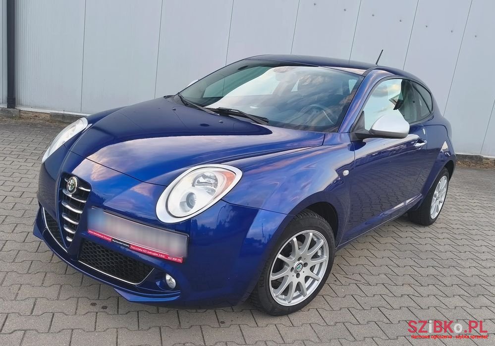 2011' Alfa Romeo MiTo photo #1