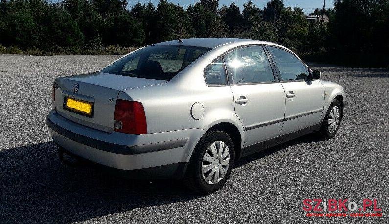 1999' Volkswagen Passat photo #4