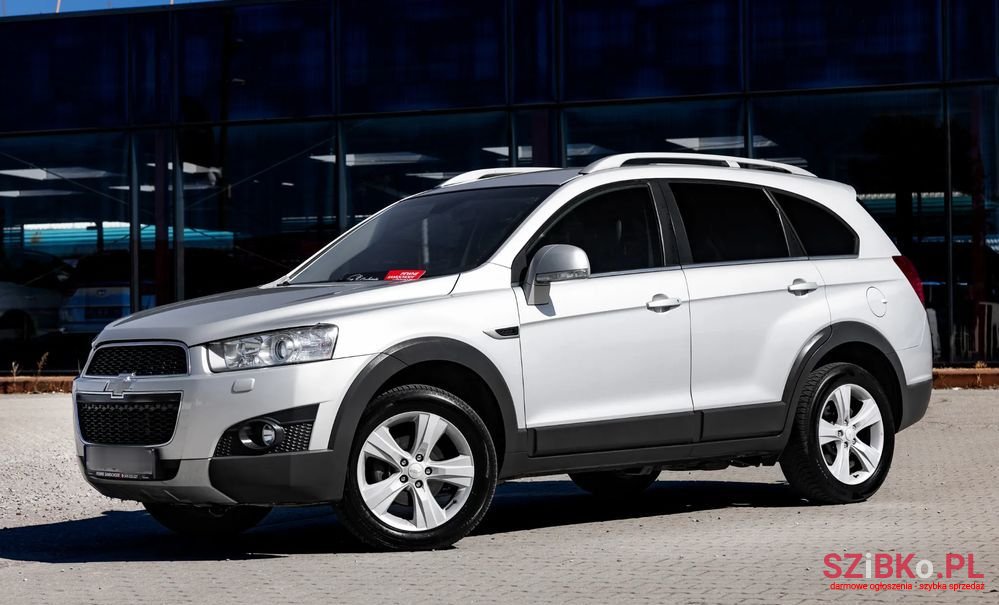 2011' Chevrolet Captiva 2.2 D Lt+ Fwd photo #3