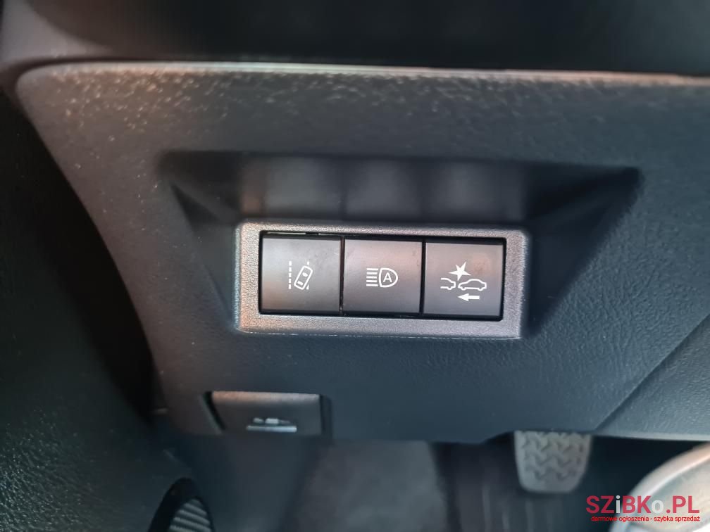 2020' Toyota Yaris photo #6