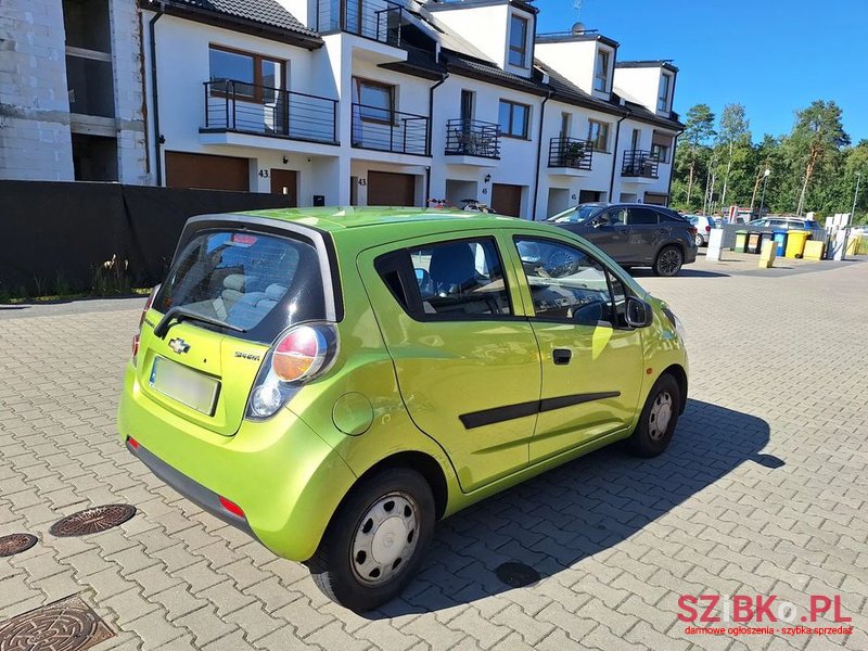 2010' Chevrolet Spark 1.0 Base photo #4