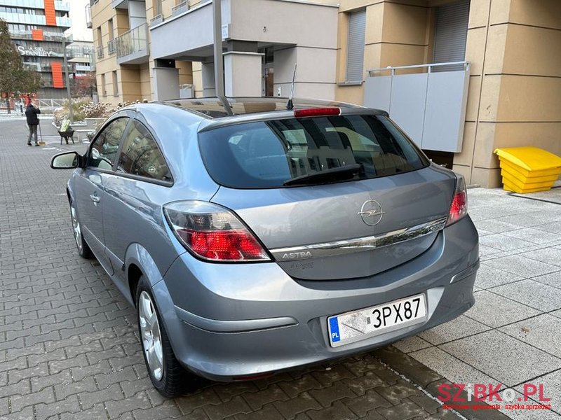 2008' Opel Astra photo #5