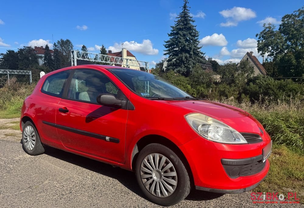 2005' Renault Clio 1.2 16V Galileo photo #4