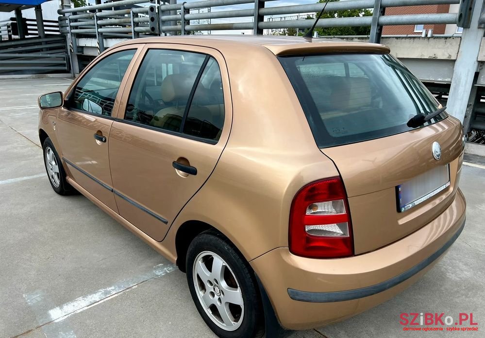 2001' Skoda Fabia photo #5