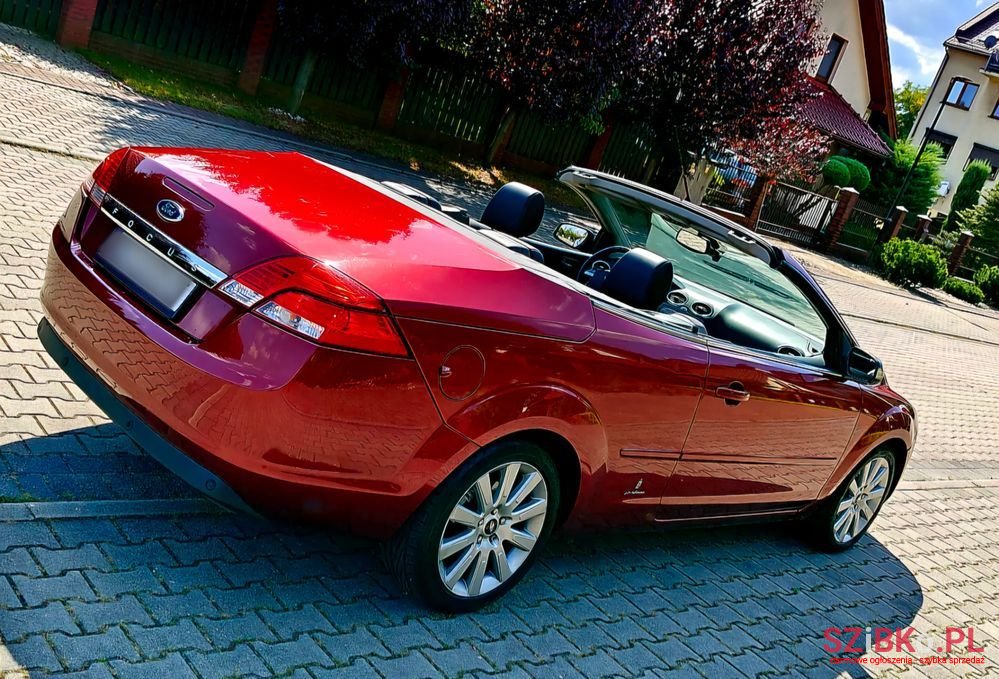 2008' Ford Focus photo #2