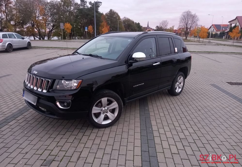 2016' Jeep Compass photo #2