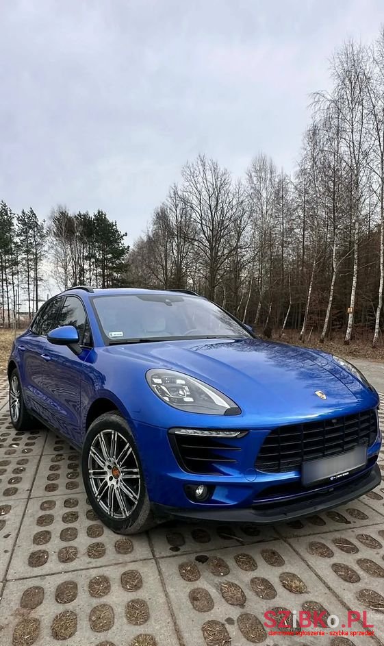 2016' Porsche Macan S Diesel photo #2