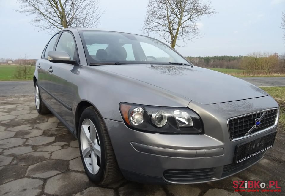 2004' Volvo S40 photo #3