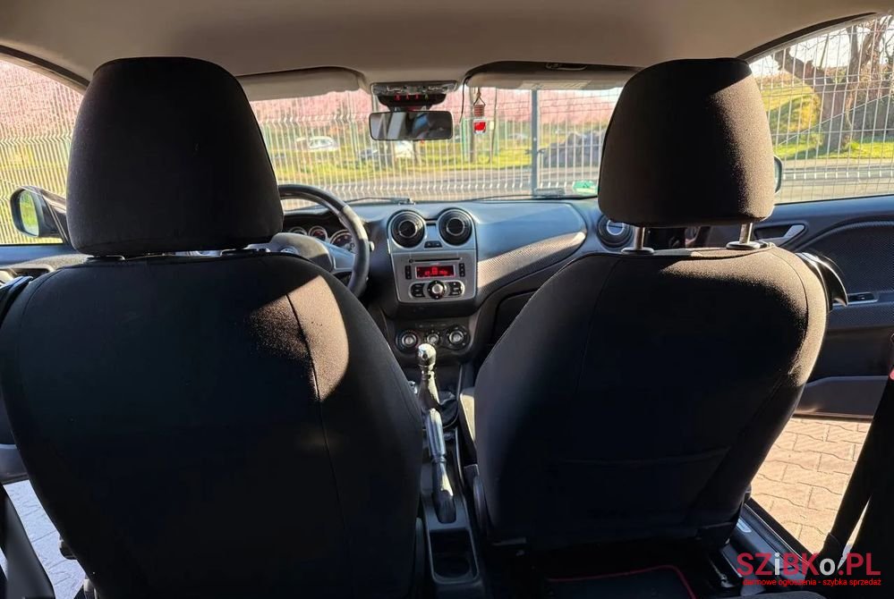 2009' Alfa Romeo MiTo photo #3