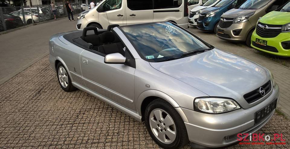 2002' Opel Astra photo #1