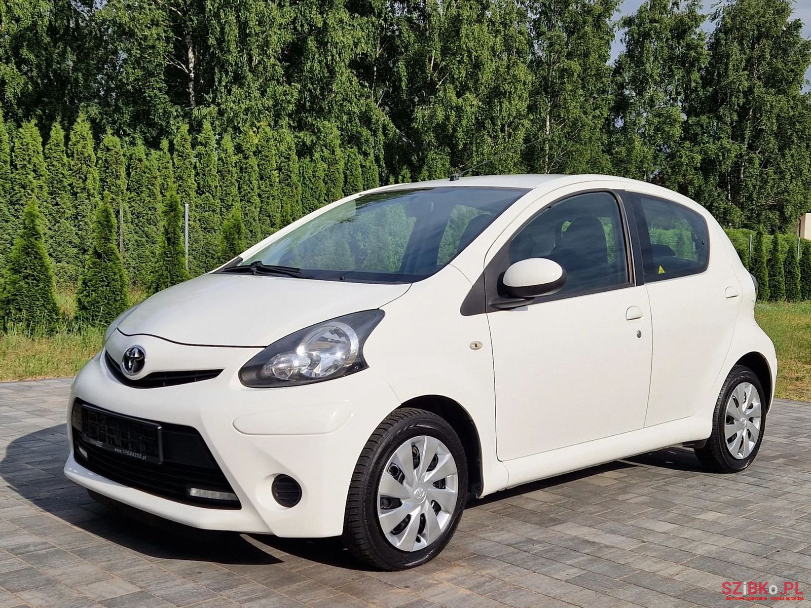 2013' Toyota Aygo photo #2