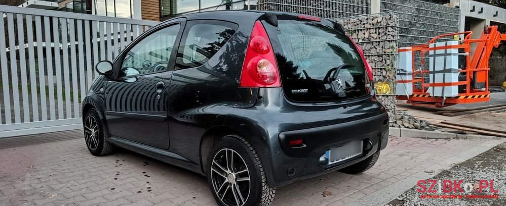 2008' Peugeot 107 photo #4