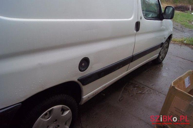 2007' Peugeot Partner photo #3