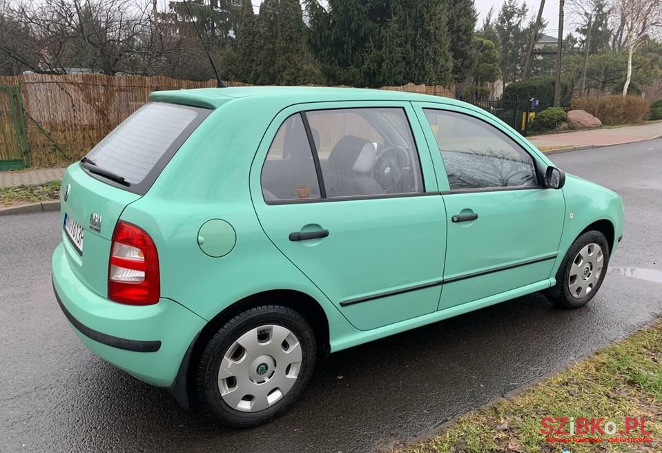 2001' Skoda Fabia photo #3