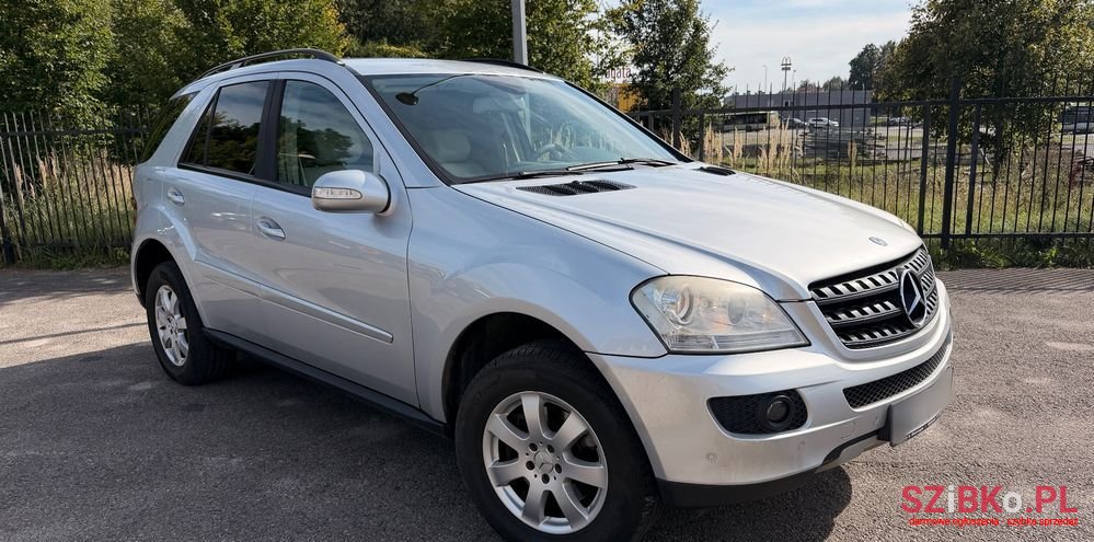 2007' Mercedes-Benz Ml photo #5