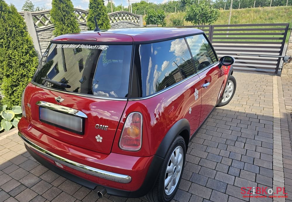 2005' MINI One Standard photo #4