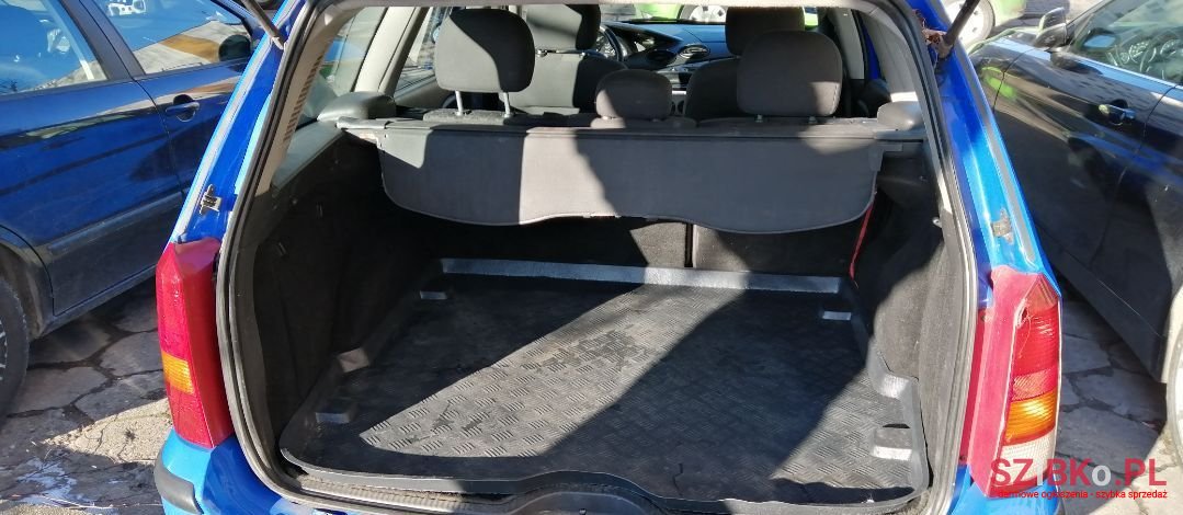 2002' Ford Focus Comfort photo #6