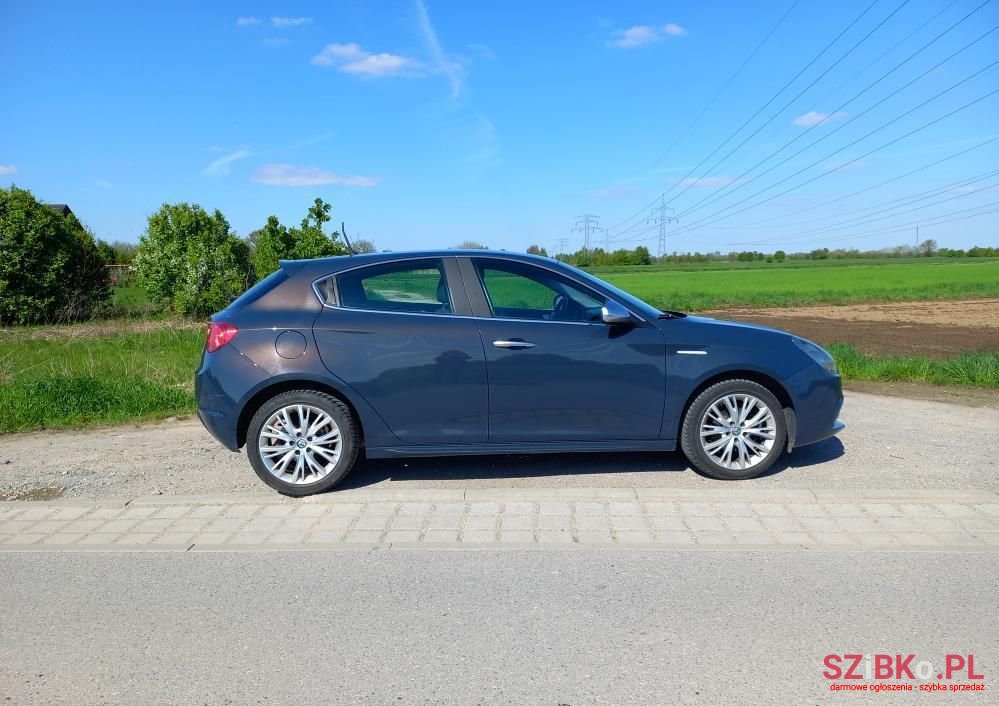 2016' Alfa Romeo Giulietta 1.4 Tb Super photo #6