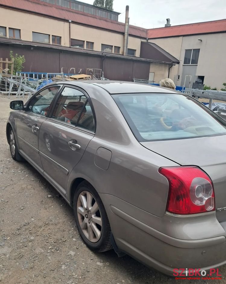 2006' Toyota Avensis photo #3