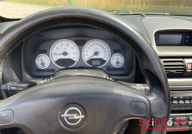 2005' Opel Astra photo #4