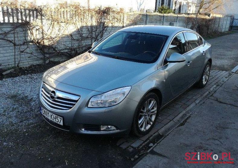 2011' Opel Insignia photo #2